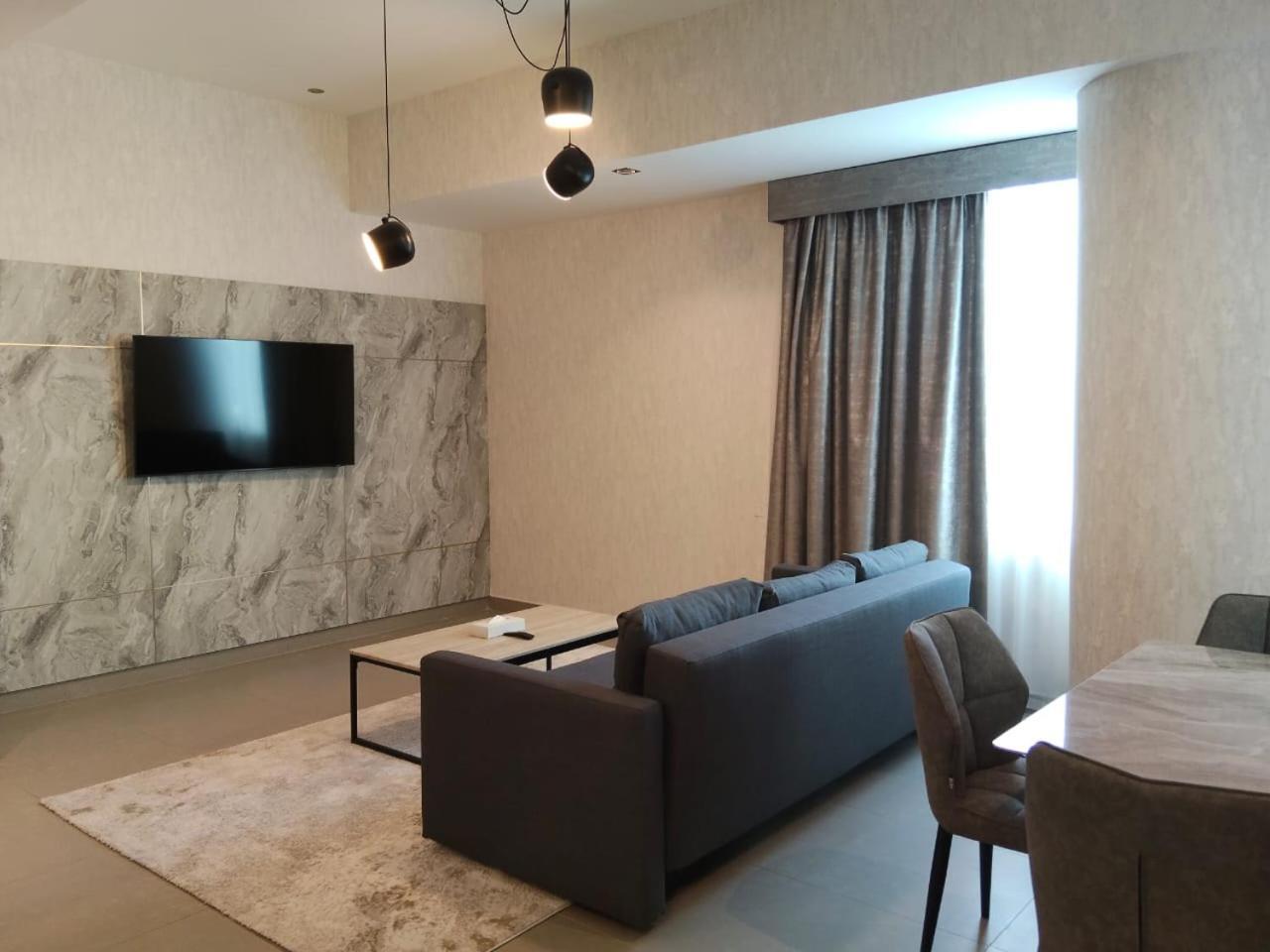Vogo Grand Hotel Formerly Best Western Plus Hotel Dubai Academic City Room photo